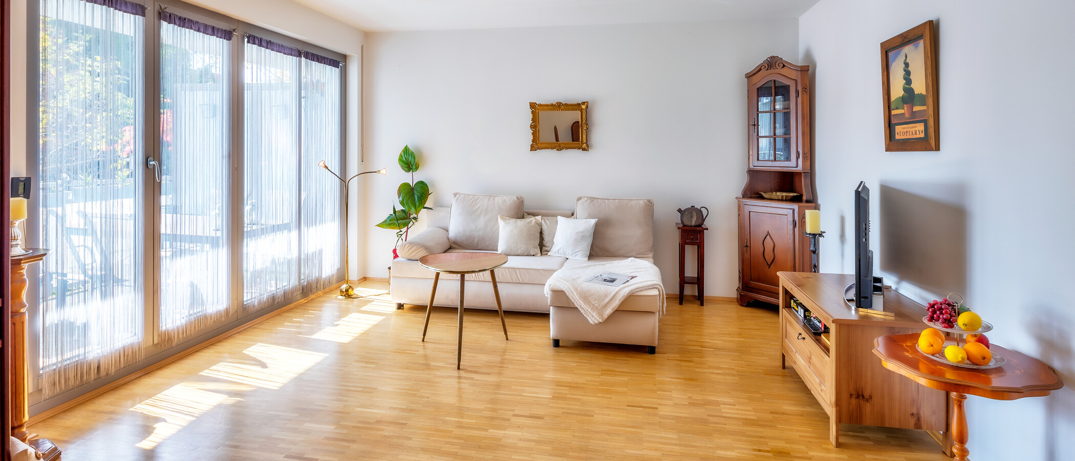 Flat Unterhaching 02 Stue og oppholdsrom 13690