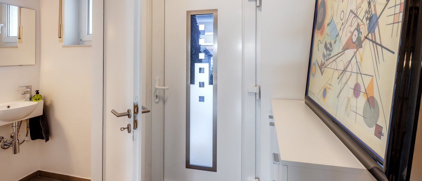 Köşe teraslı ev Eichenau 02 Koridor/koridor geçidi 13696