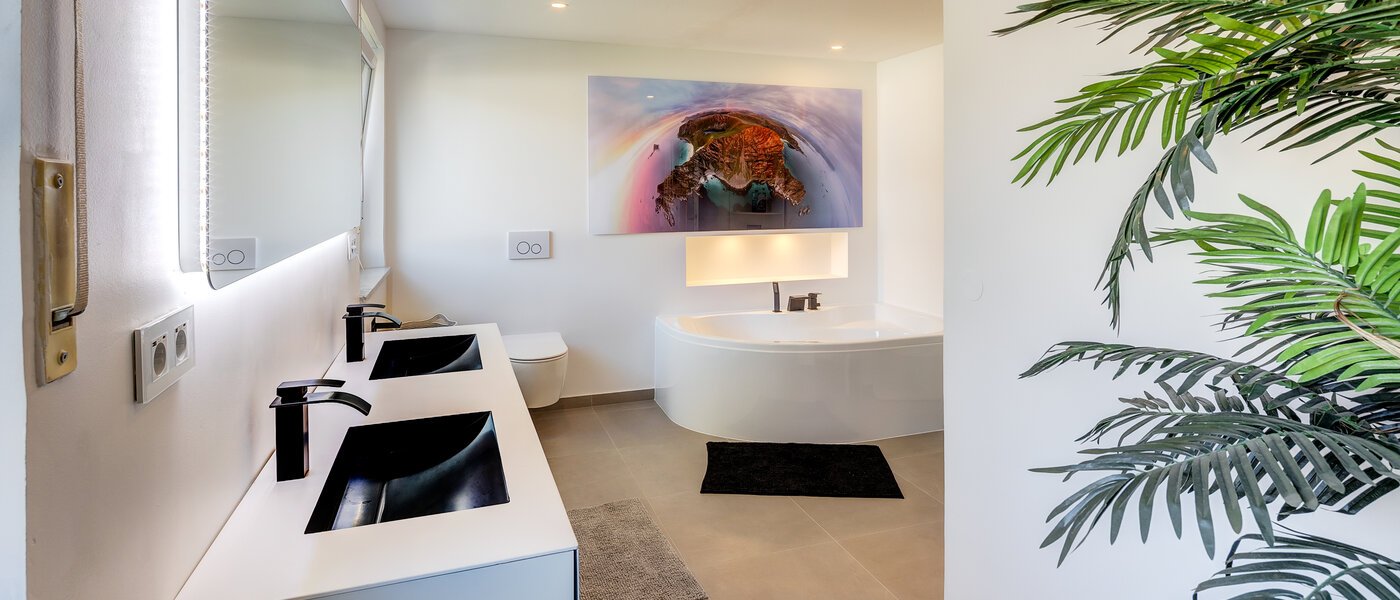 Köşe teraslı ev Eichenau 04 1. banyo 13696