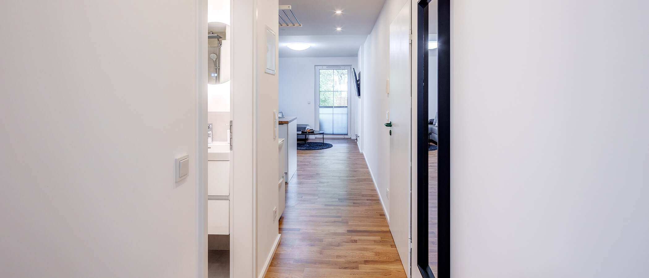 Düz München Riem 02 Koridor/koridor geçidi 13713