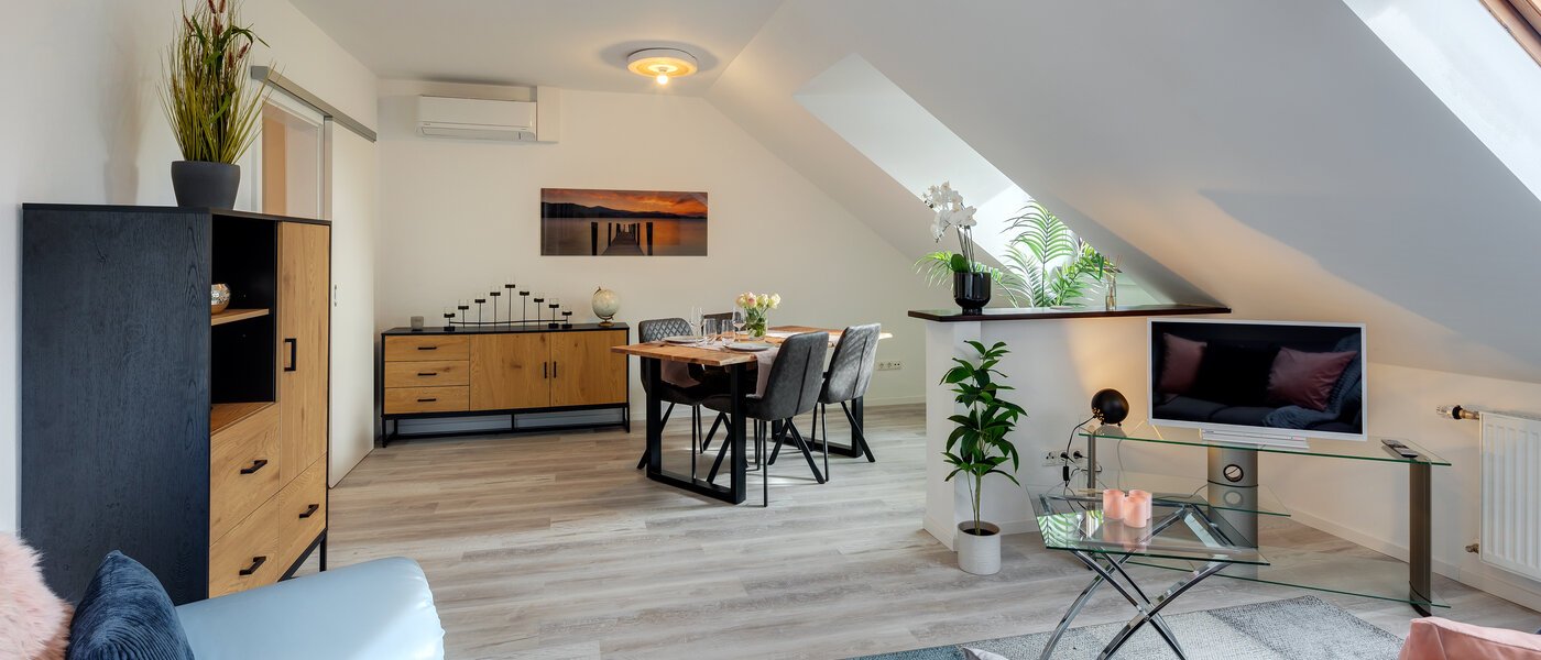 Apartamento no sótão Eching 03 Área de estar 13716