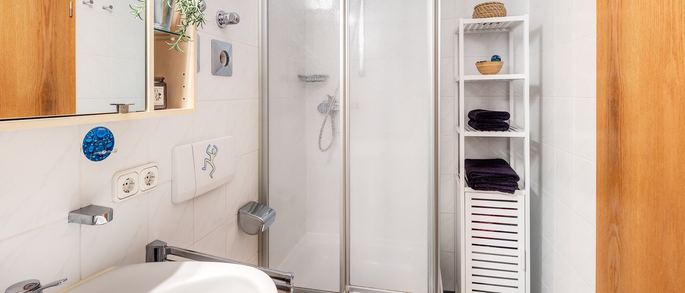 Mieszkanie w galerii Maisonette Karlsfeld 01 2. łazienka 13717