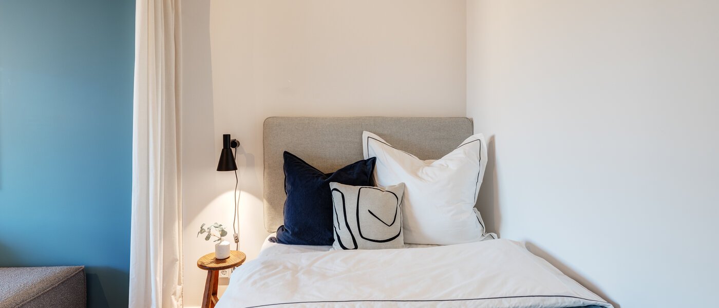 Ploché München Arabellapark 01 Priestor na spanie 13725