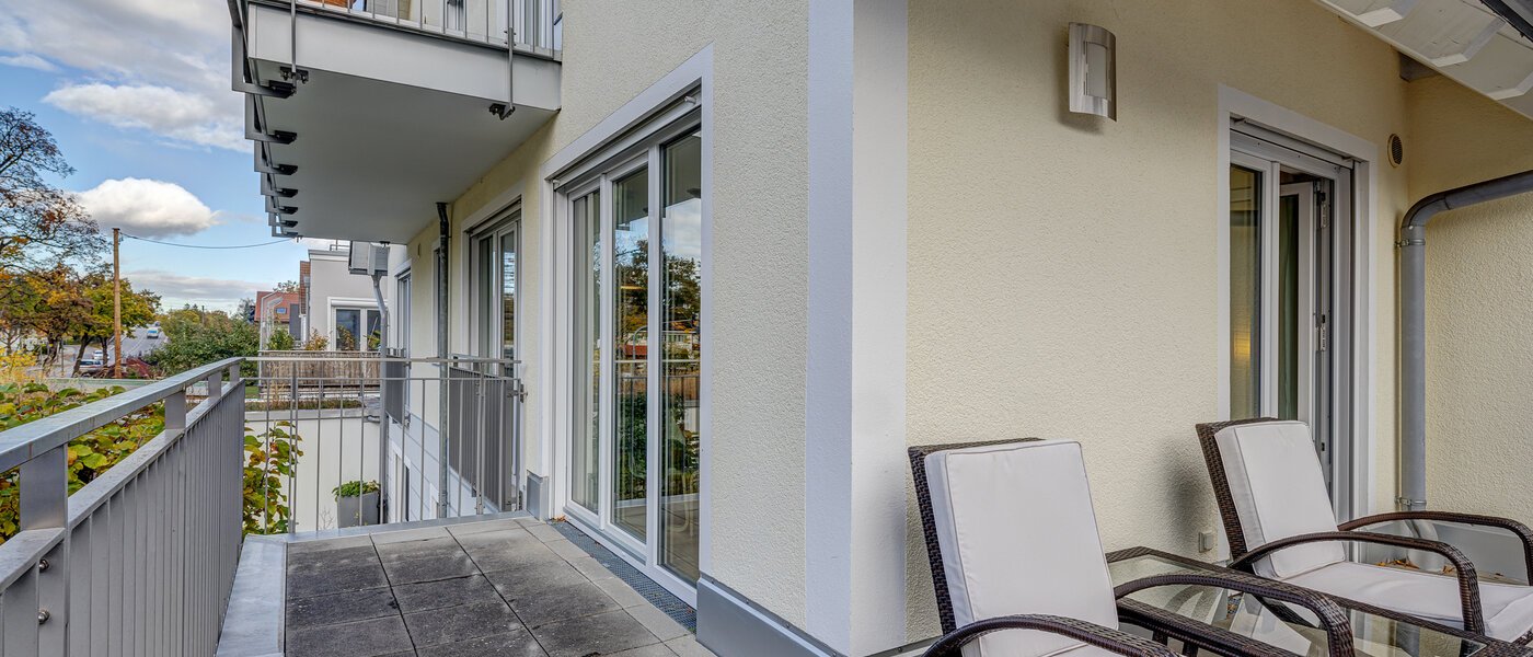 Ploché Oberschleißheim 02 Balkon 13735