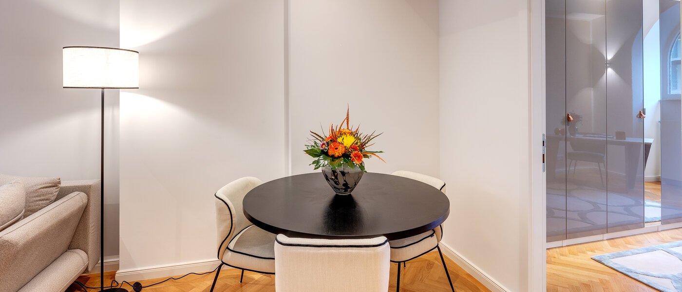 Ploché München Schwanthalerhöhe 04 Obývacia časť 13745