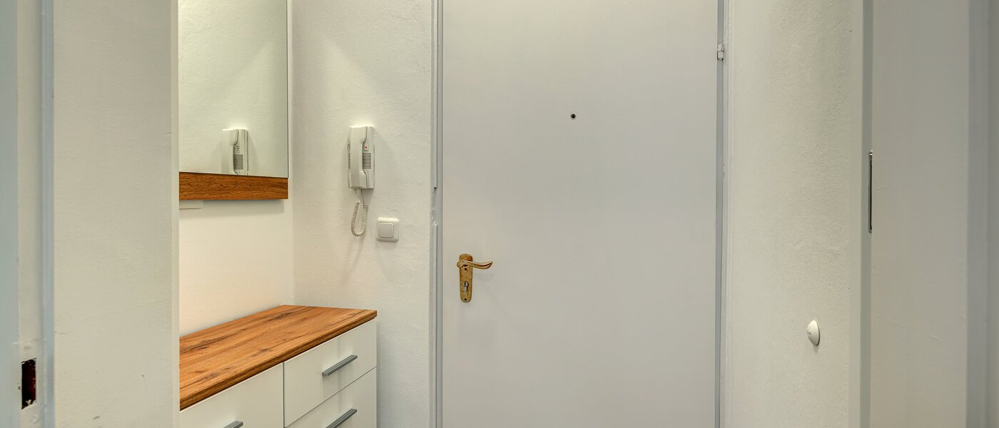 Плосък München Solln 03 Коридор/ коридор 13757