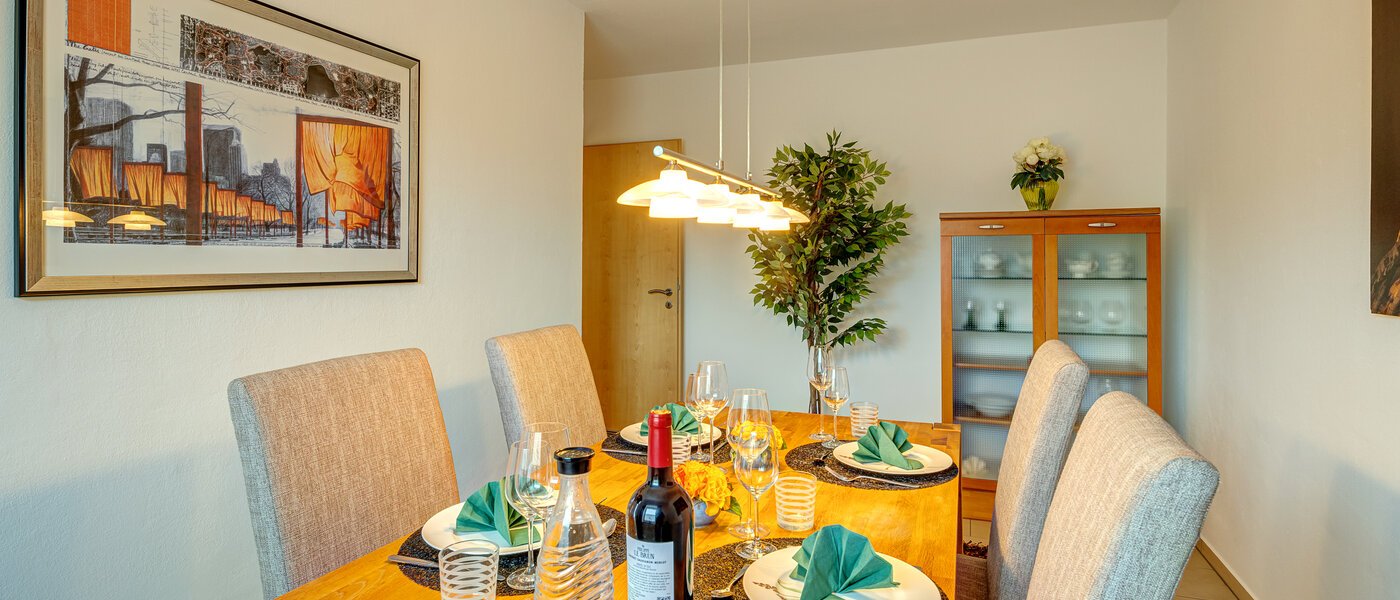 Düz München Untermenzing 03 Yemek odası 13759