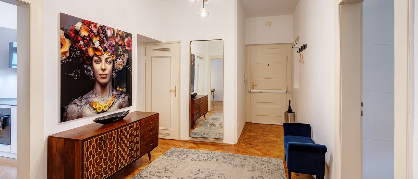 Flat München Maxvorstadt - Rund um den Josephplatz 01 Korridor/gang 13761