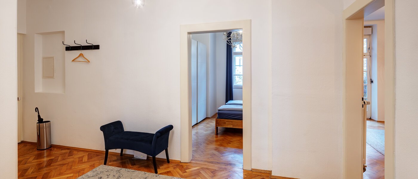 Flat München Maxvorstadt - Rund um den Josephplatz 04 Korridor/gang 13761