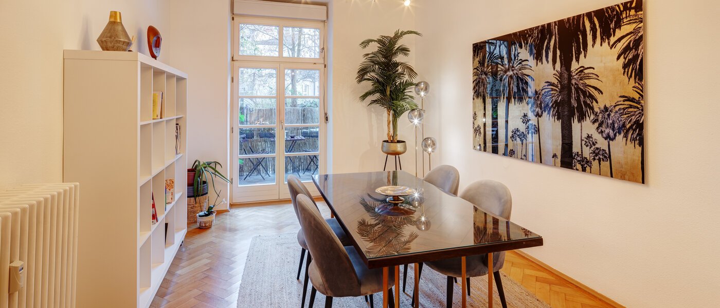 Flat München Maxvorstadt - Rund um den Josephplatz 01 Spisestue 13761