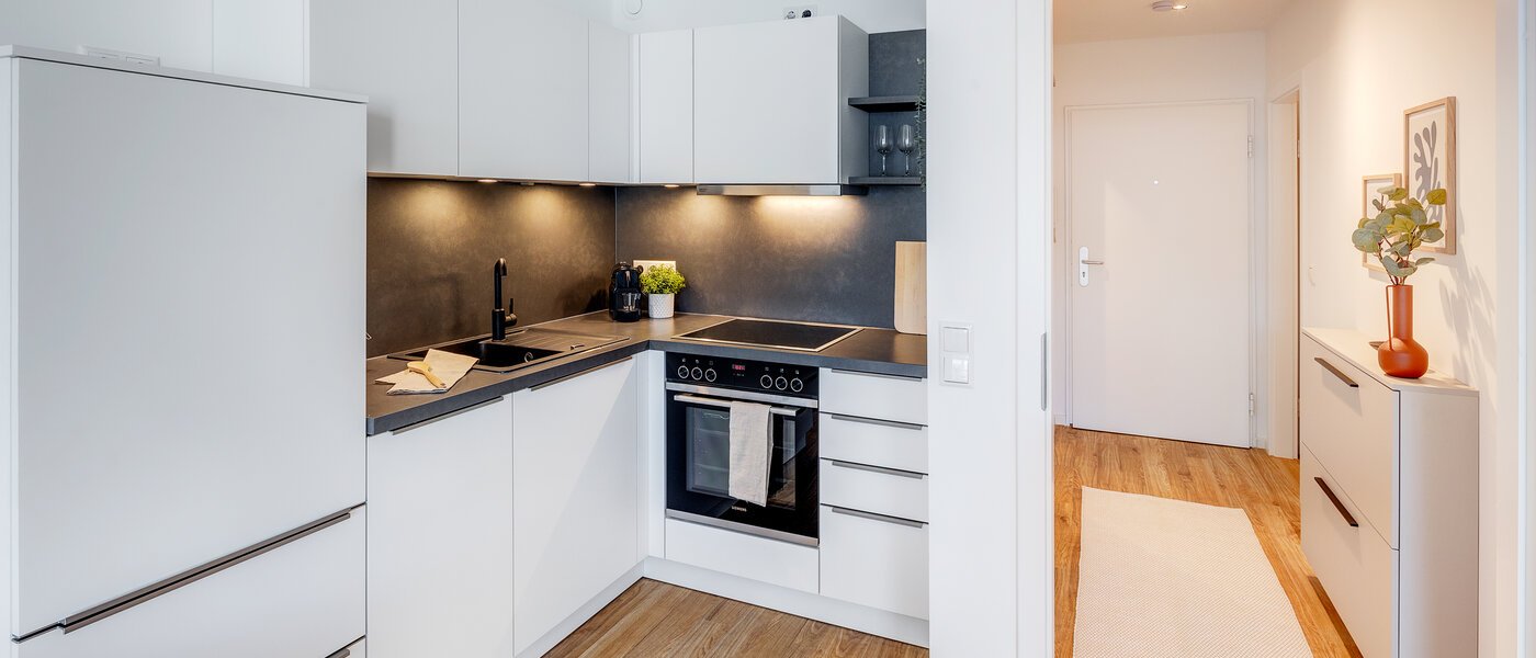 Düz München Neuhausen 02 Mutfak 13806