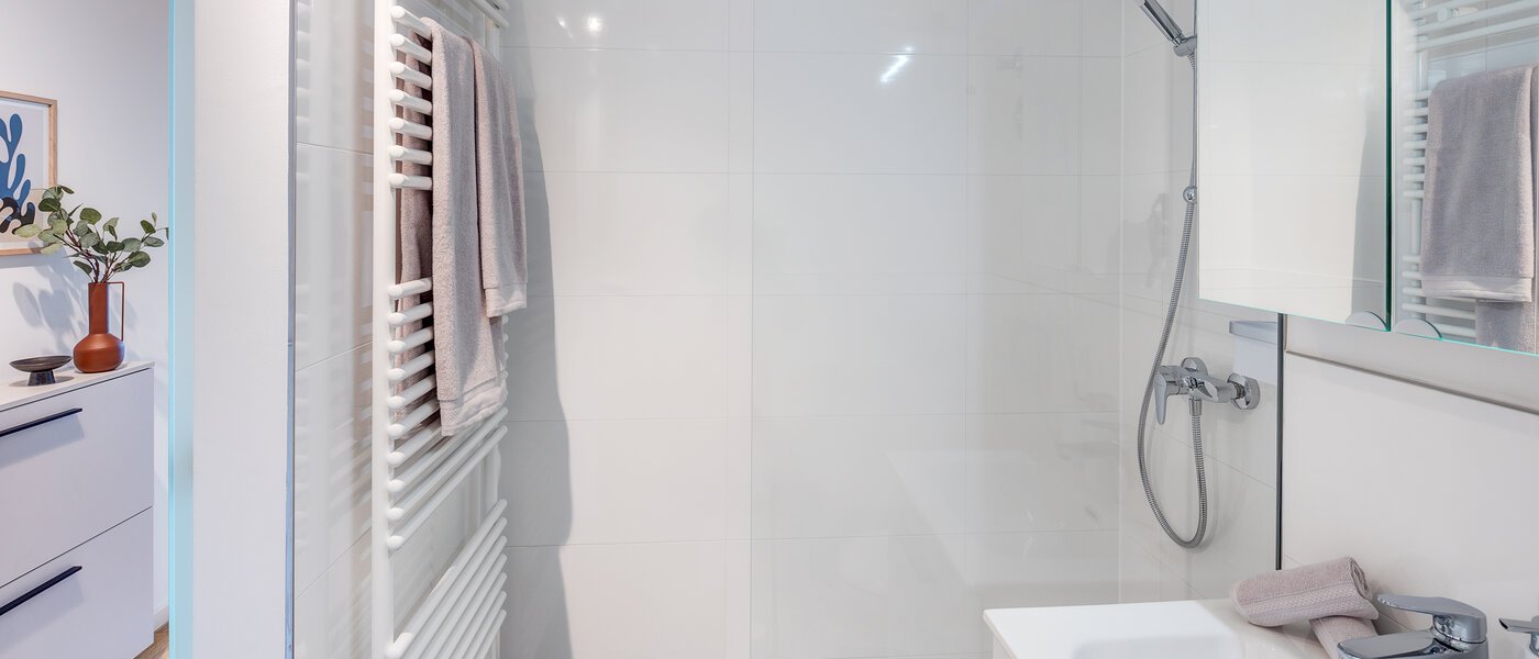 Düz München Neuhausen 02 Banyo 13806