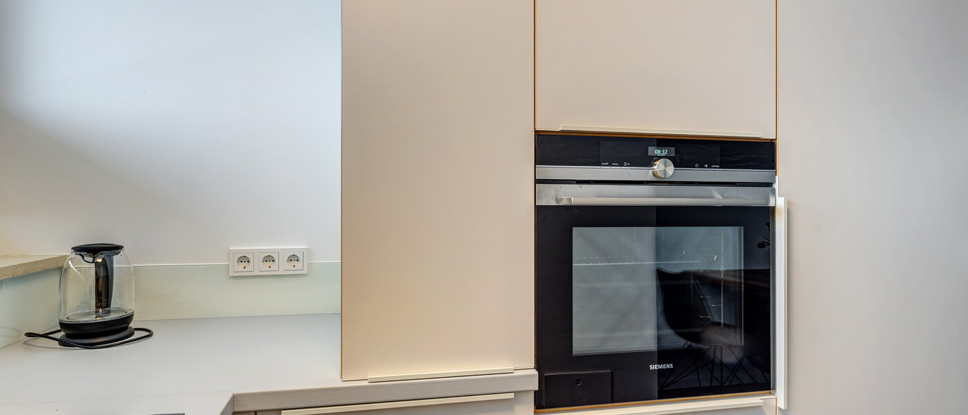 Ravna stran München Moosach 04 Kuhinja 13811