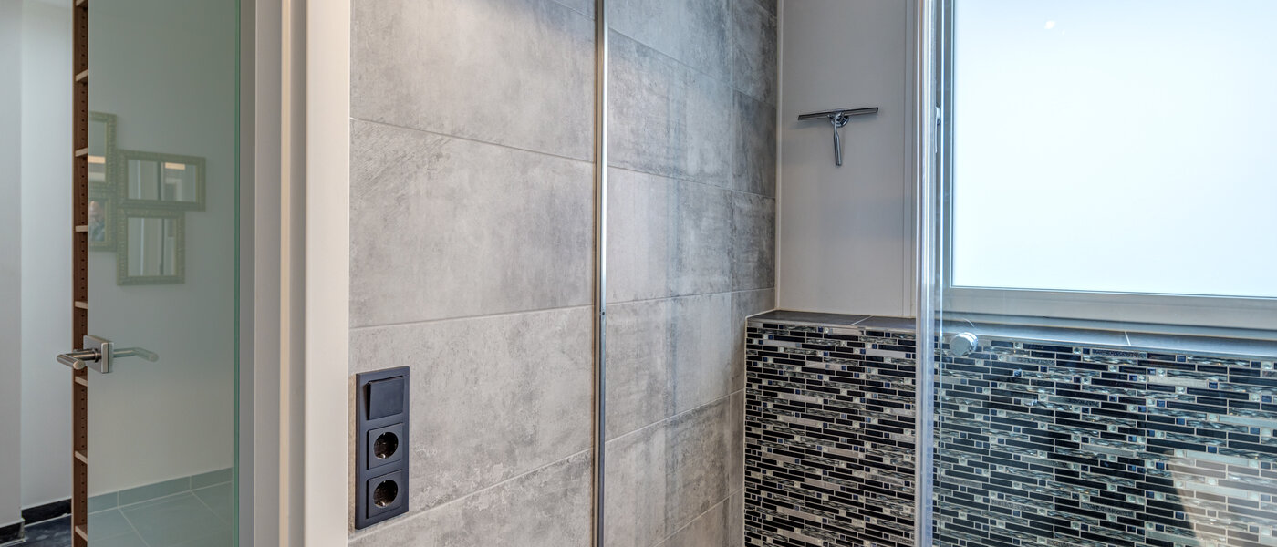 Ravna stran München Moosach 05 Kopalnica 13811