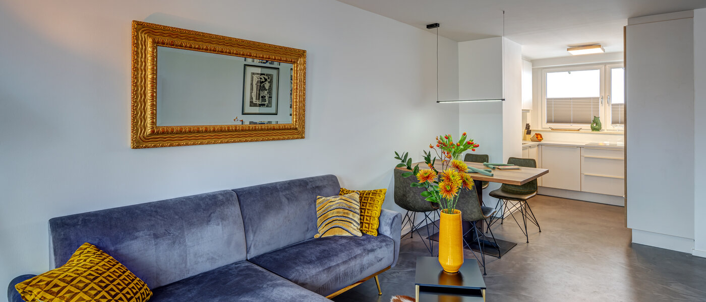 Ravna stran München Moosach 01 Dnevni prostor 13811