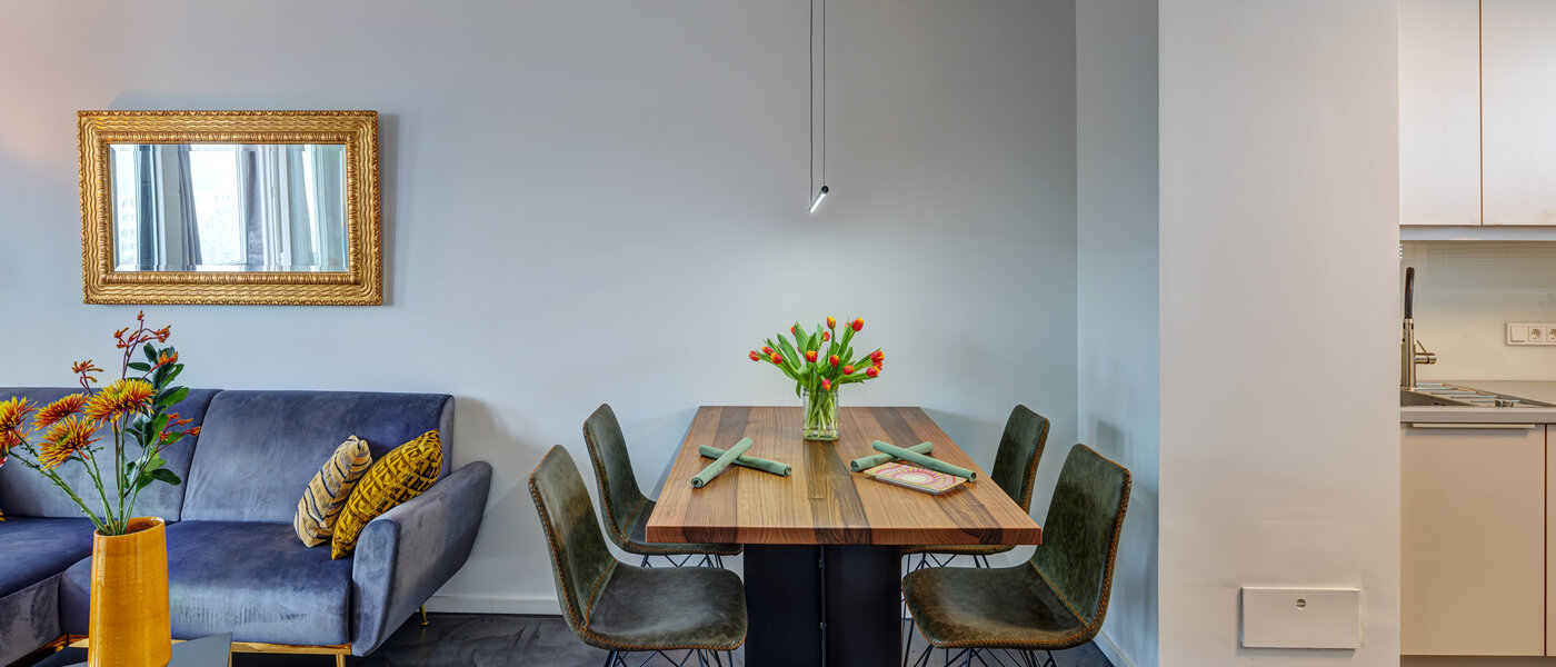 Ravna stran München Moosach 04 Dnevni prostor 13811