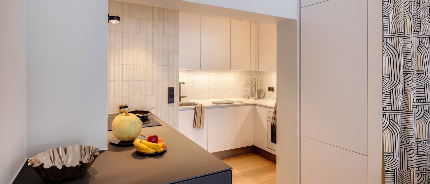 Flad München Dreimühlenviertel 01 Køkken 13821