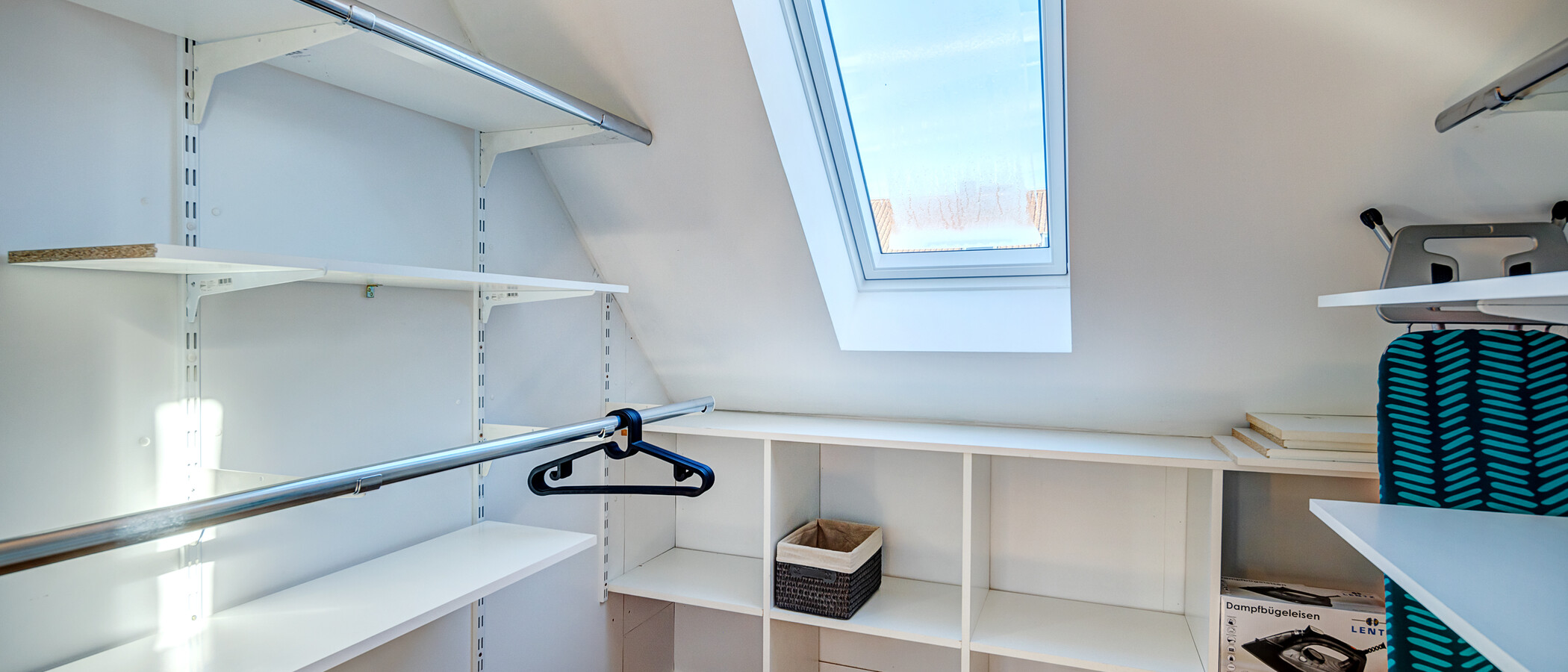 Fritliggende hus München Trudering 01 Walk-in-garderobe 13845