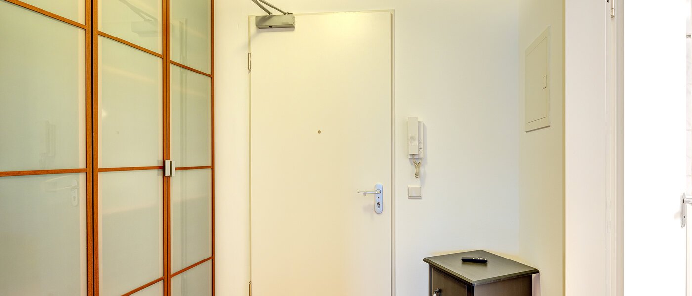 Плоский München Feldmoching 01 Коридор/передпокій 13848