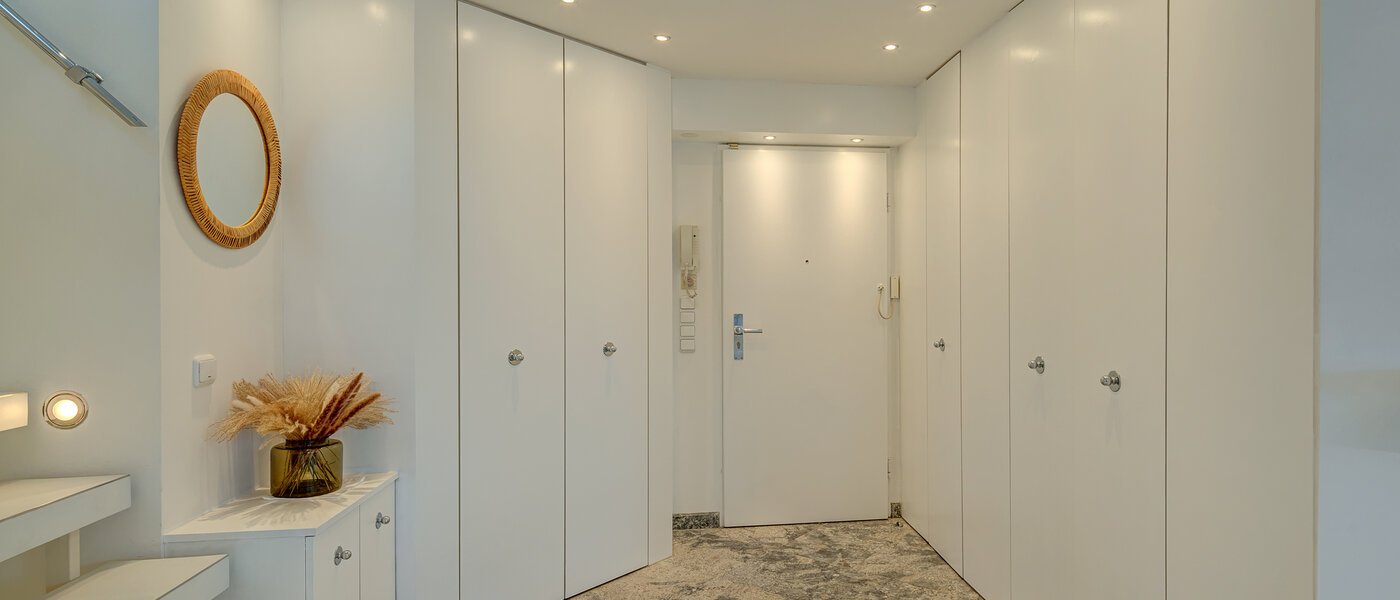 Maisonnette galerijflat München Bogenhausen 01 Gang/hal 13849