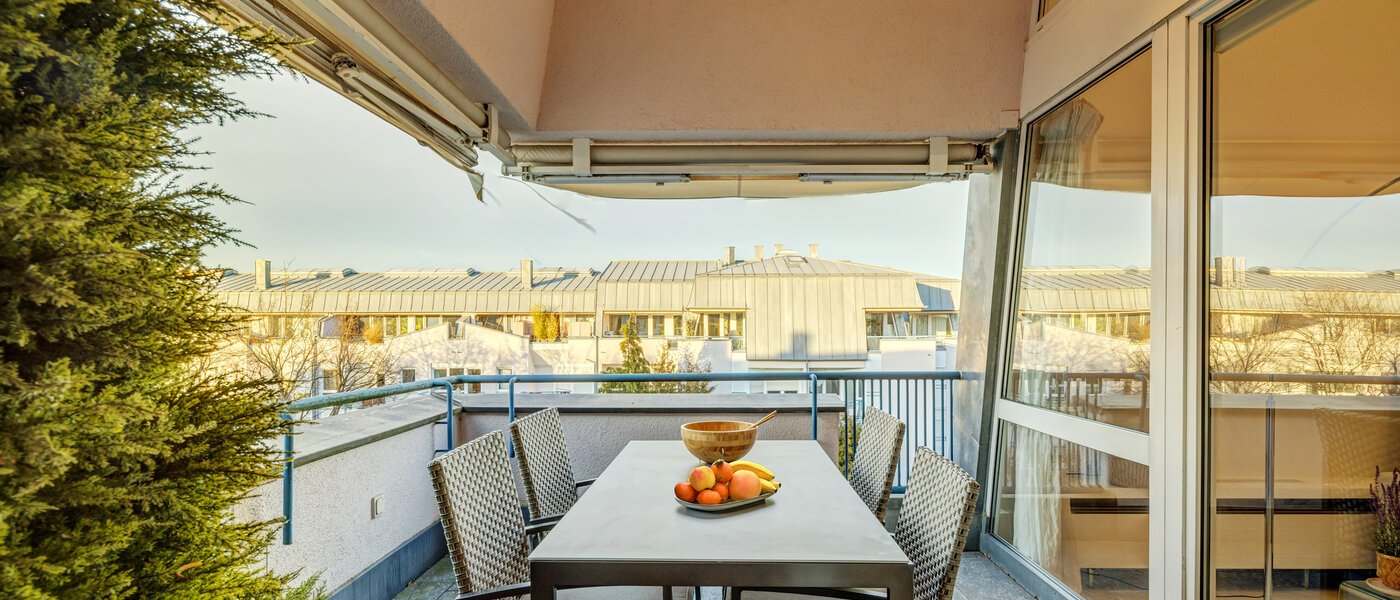 Maisonnette galerijflat München Bogenhausen 01 1e balkon 13849