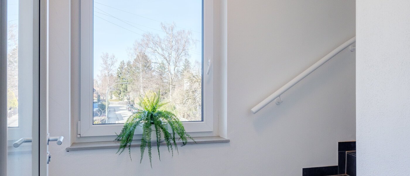 Таванско помещение München Waldtrudering 01 Коридор/ коридор 13853