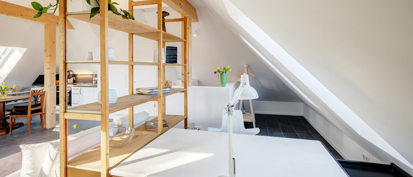 Таванско помещение München Waldtrudering 01 Работна зона 13853