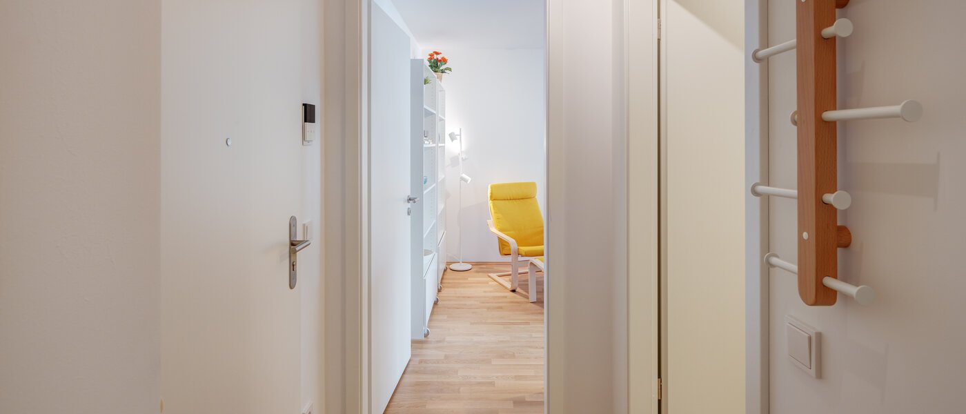 Płaski München Neuhausen 01 Korytarz/przejście 13855