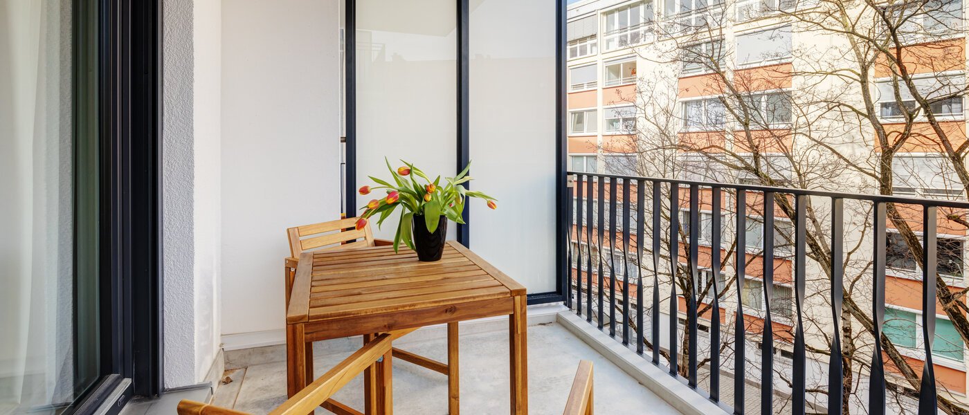 Płaski München Neuhausen 01 Loggia 13855