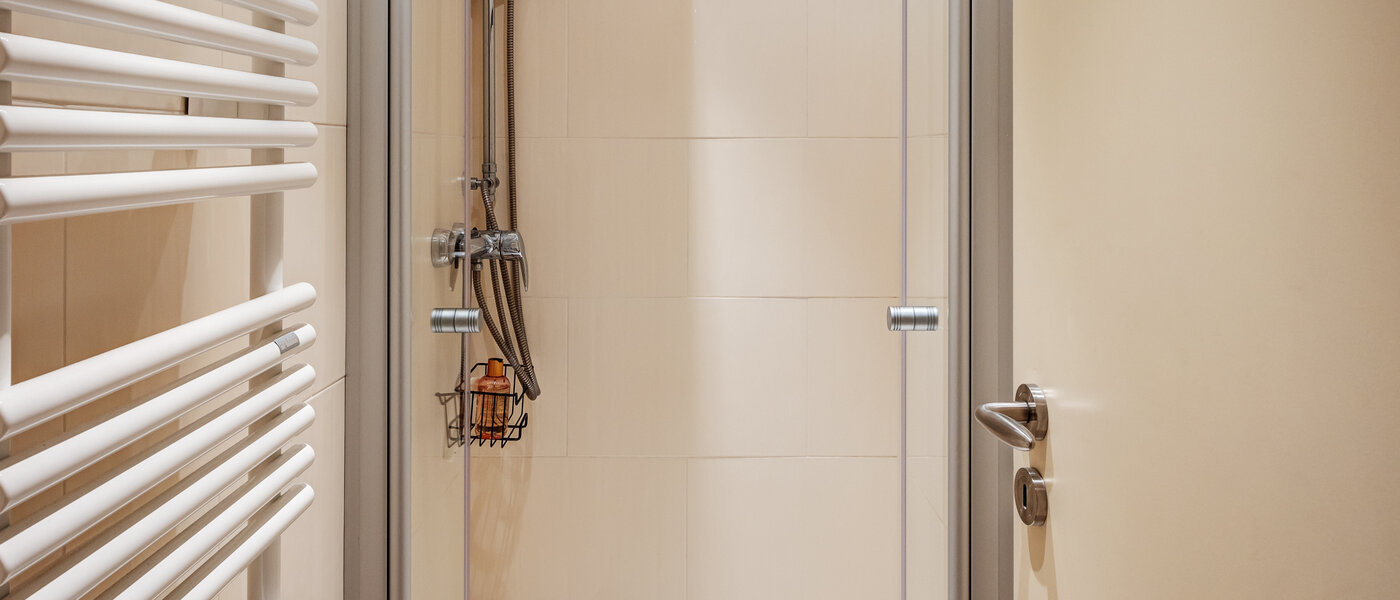 Płaski Ottobrunn 01 2. łazienka 13870