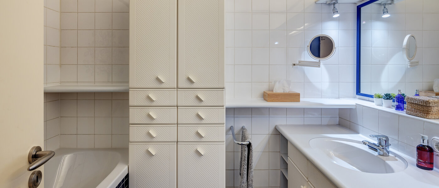 Płaski Ottobrunn 03 1. łazienka 13870