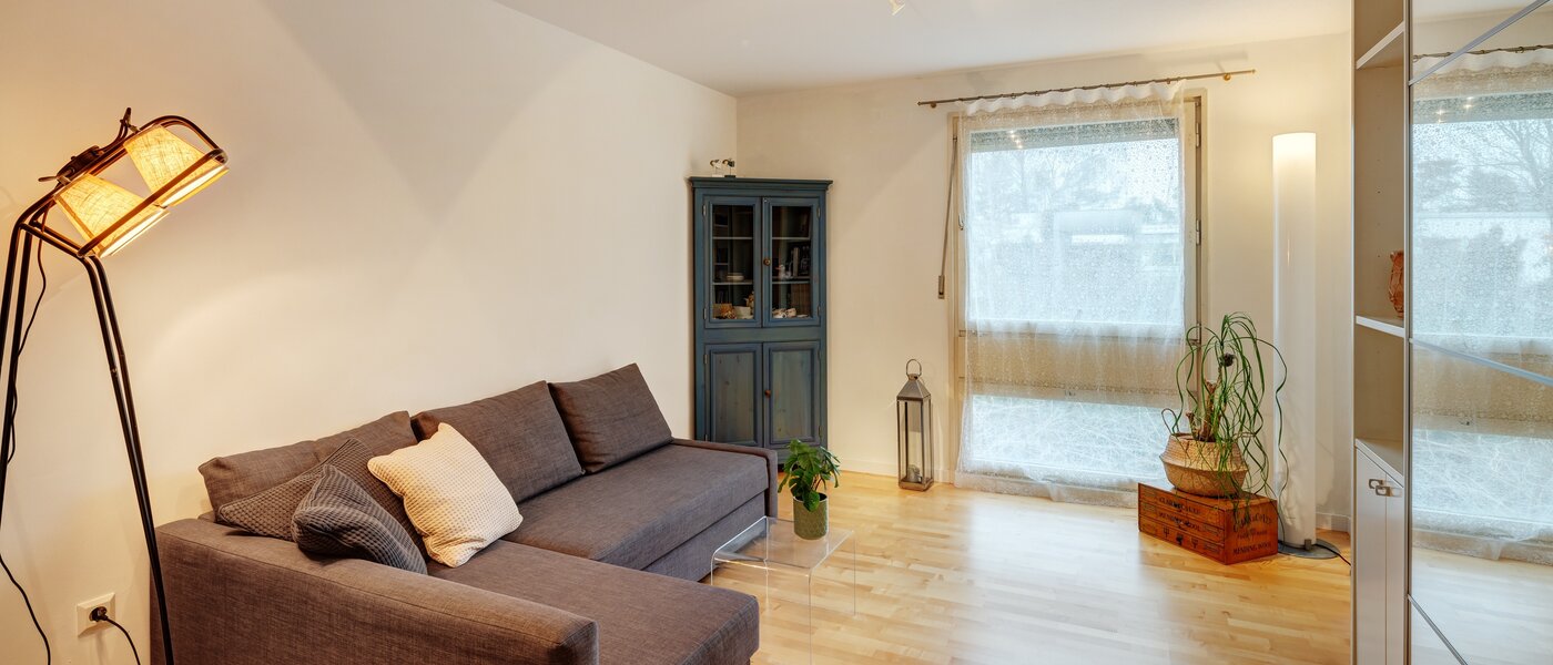 Płaski Ottobrunn 01 Pokój gościnny 13870