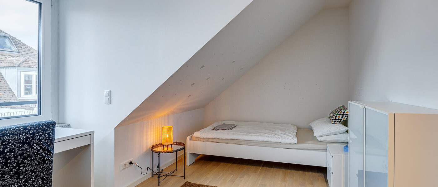 Podstrešno stanovanje München Ludwigsvorstadt 04 3. spalnica 13896