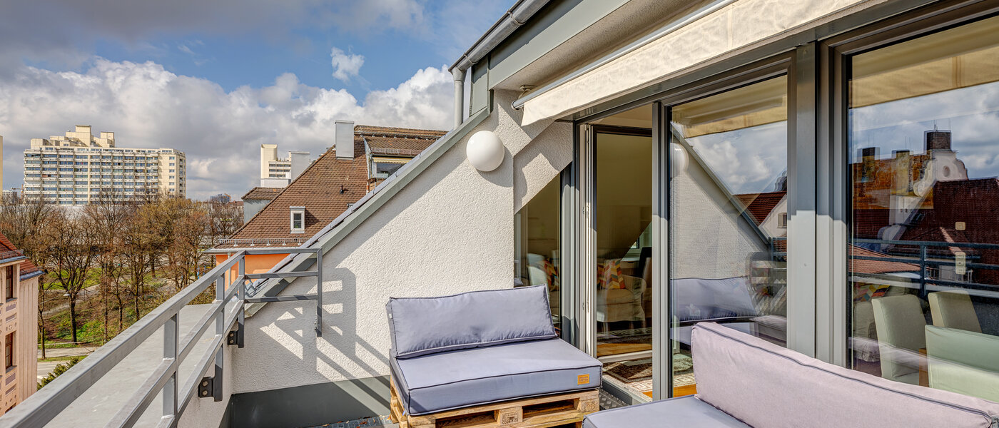 Podstrešno stanovanje München Ludwigsvorstadt 01 Strešna terasa 13896