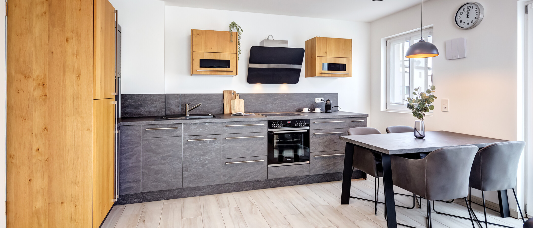 Ravna stran München Haimhausen 01 Kuhinja 13910