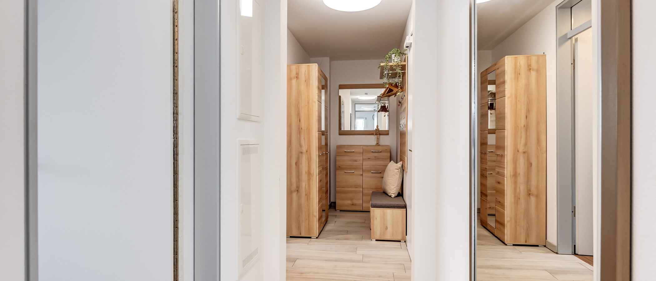 Ravna stran München Haimhausen 02 Koridor/hodnik 13910