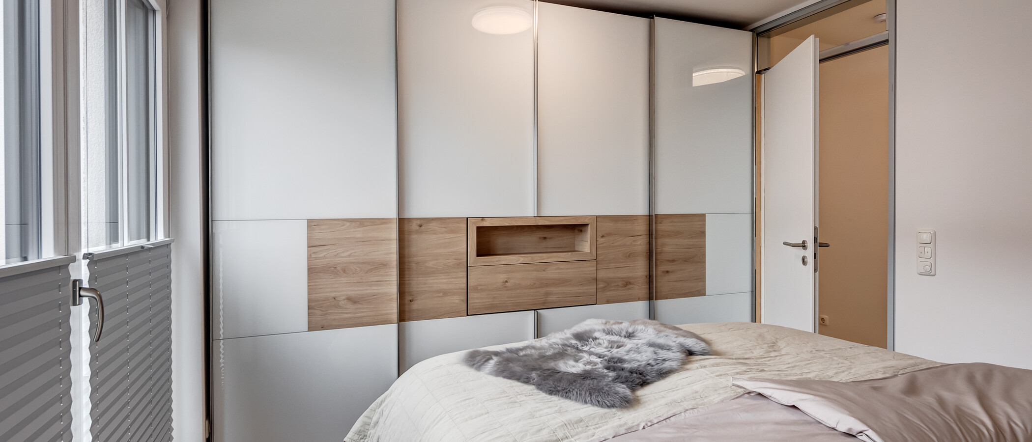 Ravna stran München Haimhausen 04 Spalnica 13910