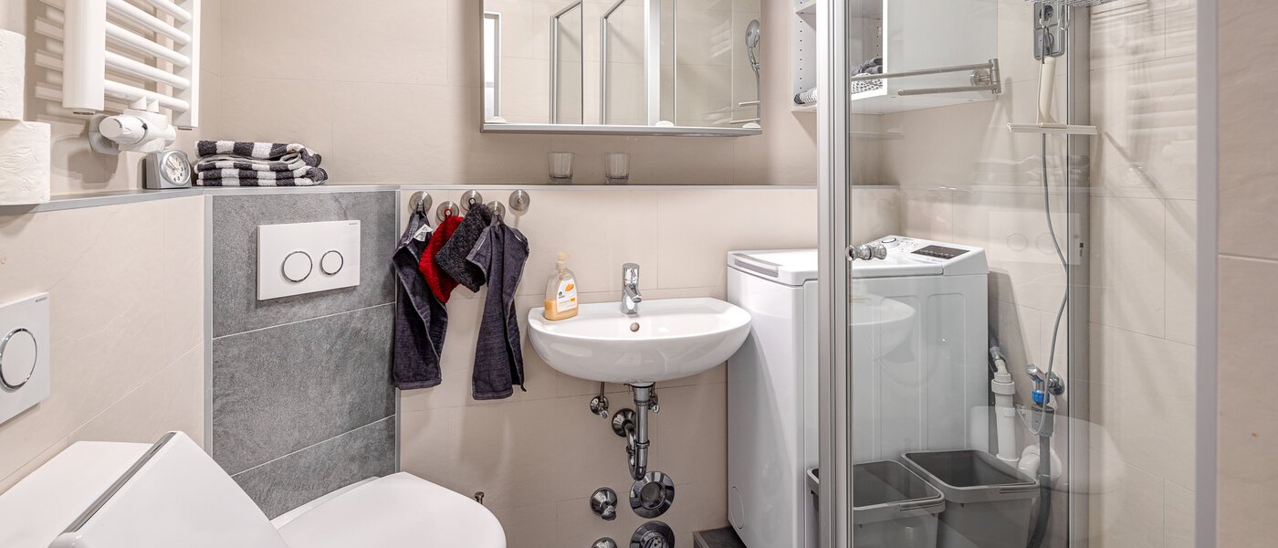 Ploché München Schwabing-West 01 Koupelna 13932