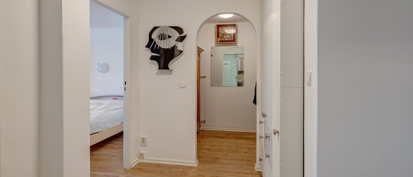 Ploché München Schwabing-West 01 Chodba/chodba 13932