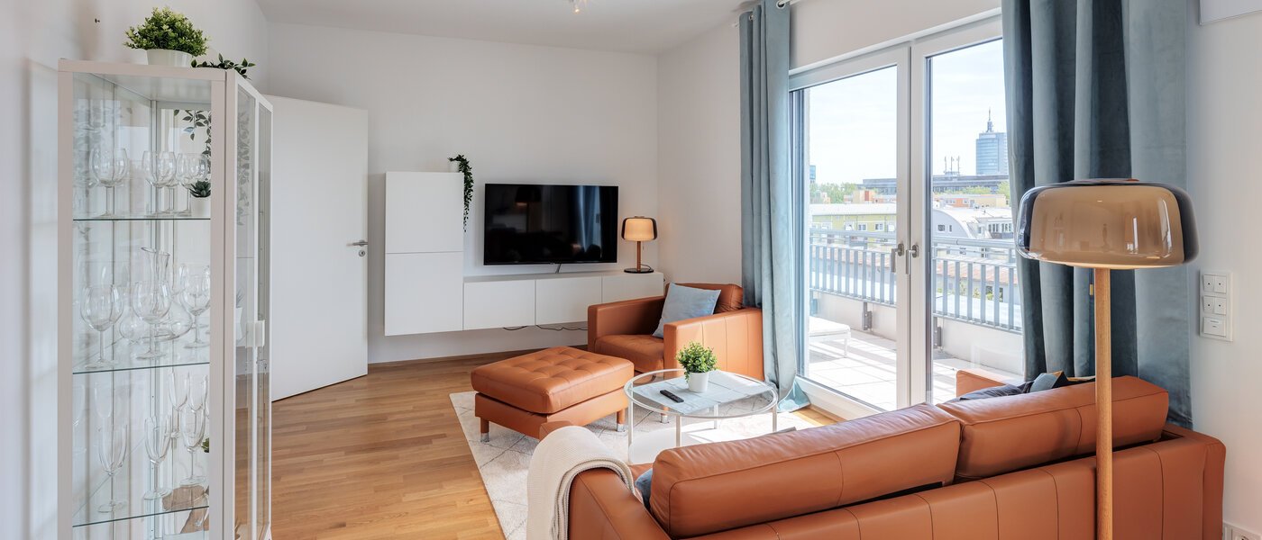 옥상 테라스 플랫 München Neuhausen 05 거실 공간 13934