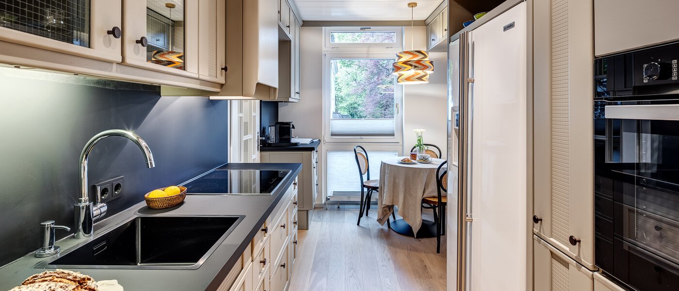 Lapos München Herzogpark 01 Konyha 13940