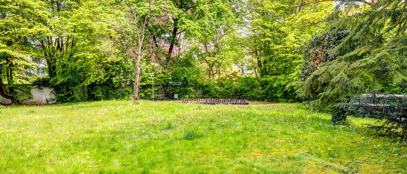 Lapos München Herzogpark 02 Közösség 13940