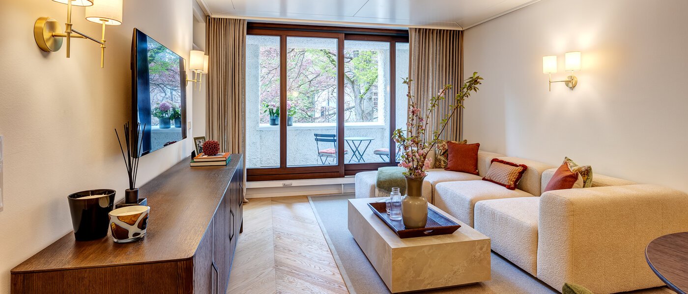 Lapos München Herzogpark 01 Nappali 13940