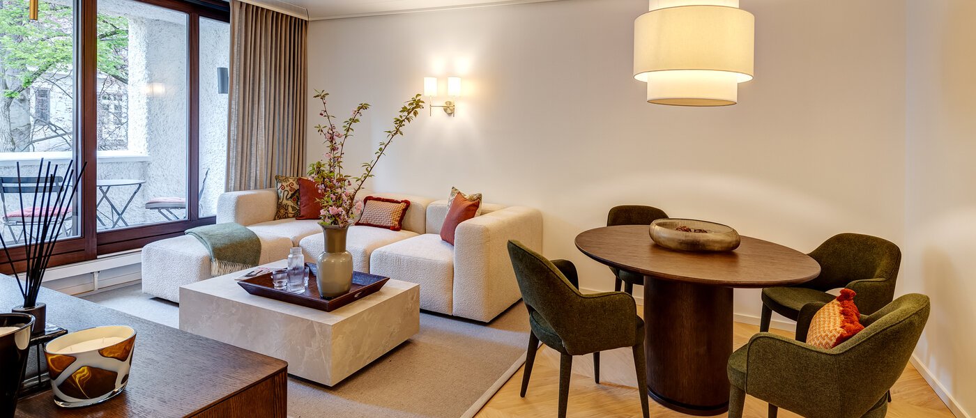 Lapos München Herzogpark 02 Nappali 13940