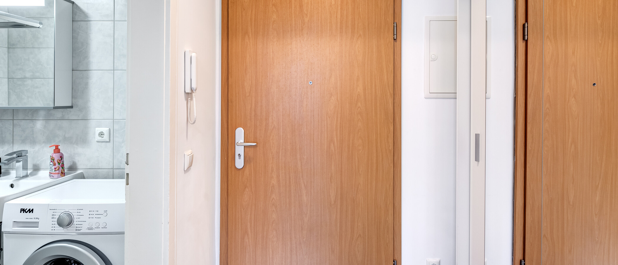 Плосък München Neuhausen 01 Коридор/ коридор 13948