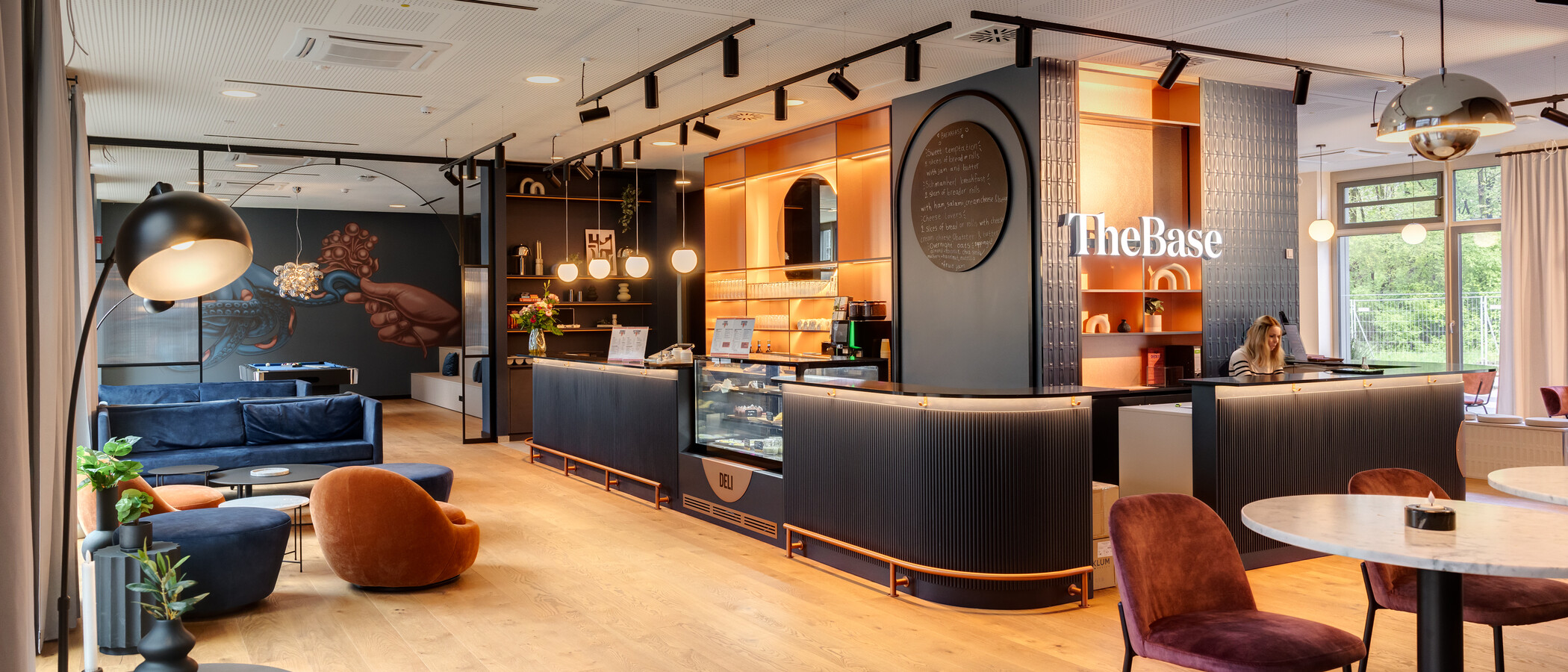 Platt München Milbertshofen 01 Lobby 13959