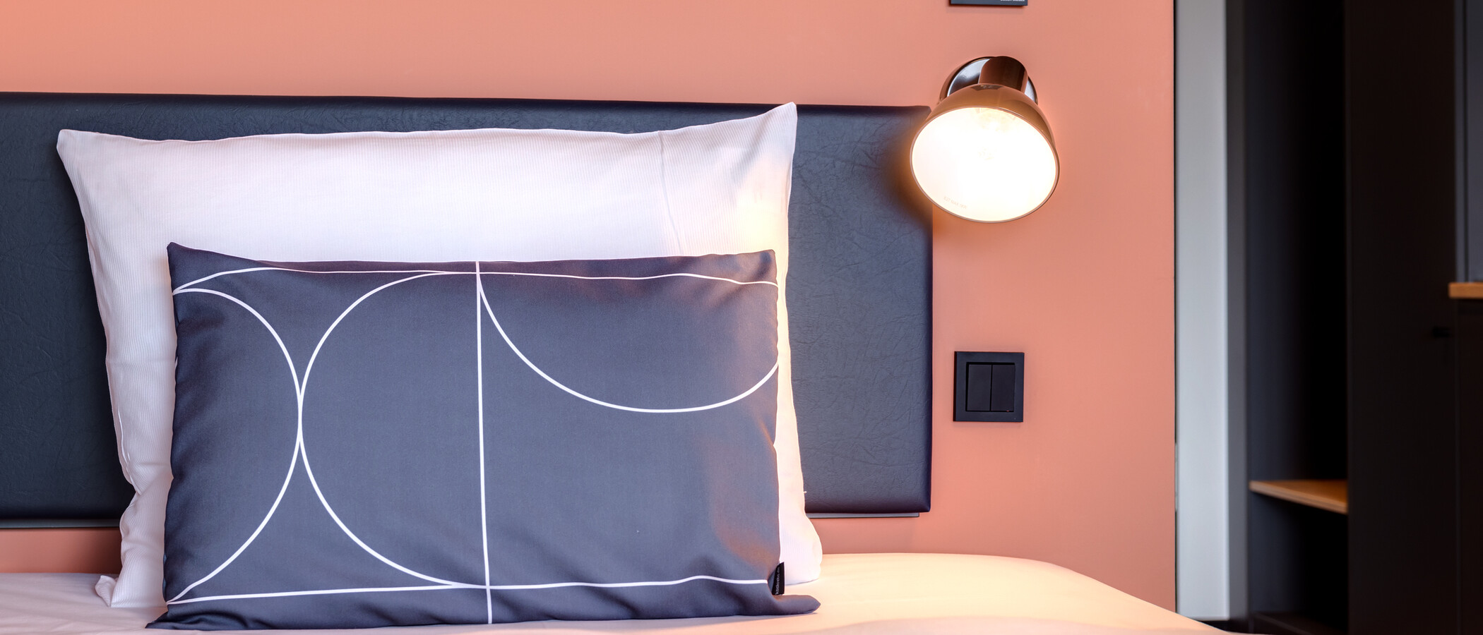 Platt München Milbertshofen 01 Sovplats 13963