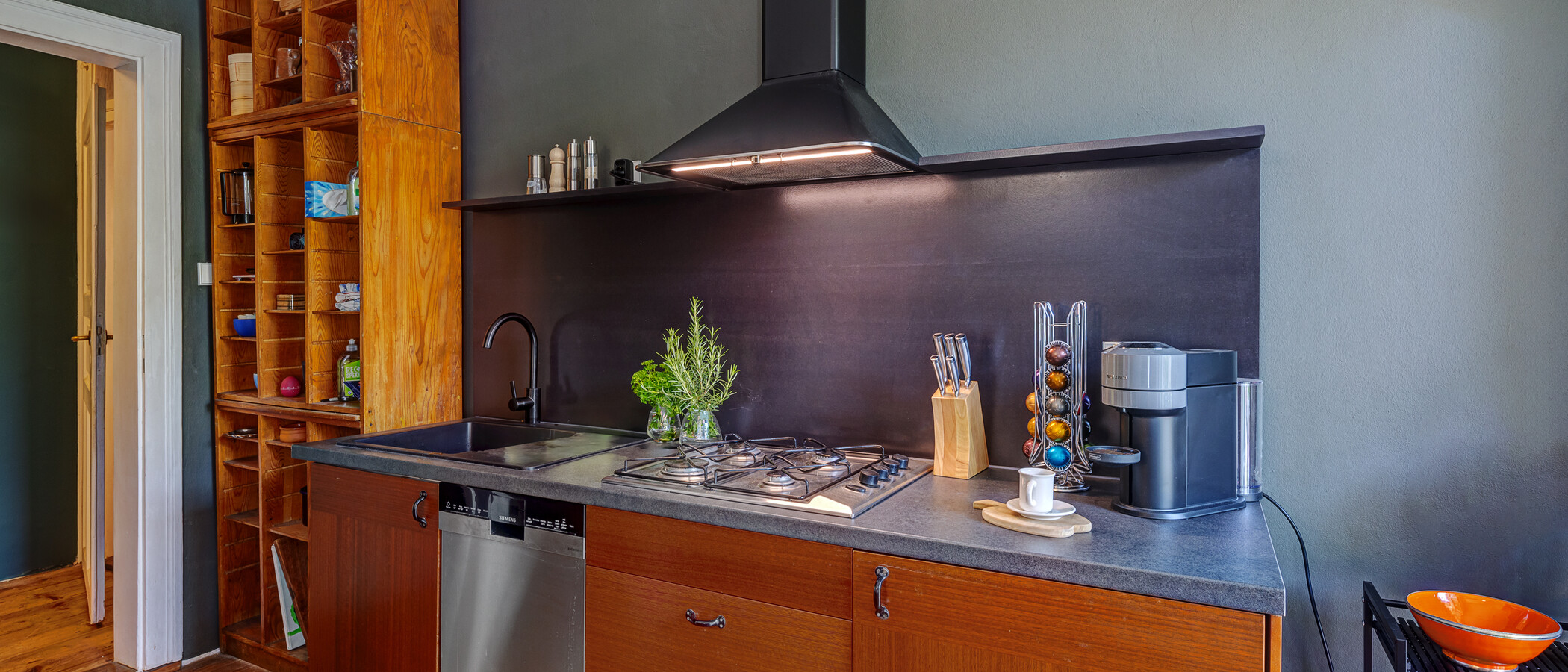 Ravna stran München Untergiesing 01 Kuhinja 13977