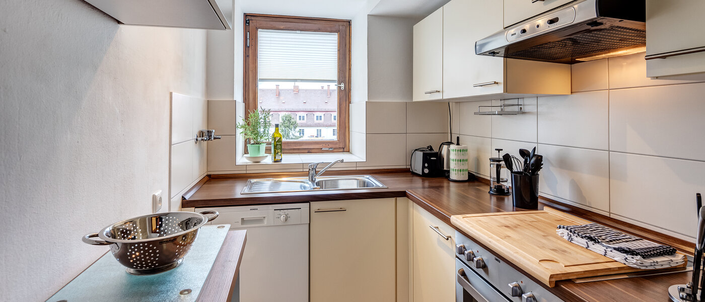 Płaski München Schwabing-West (rund um den Bonner Platz) 01 Kuchnia 13991