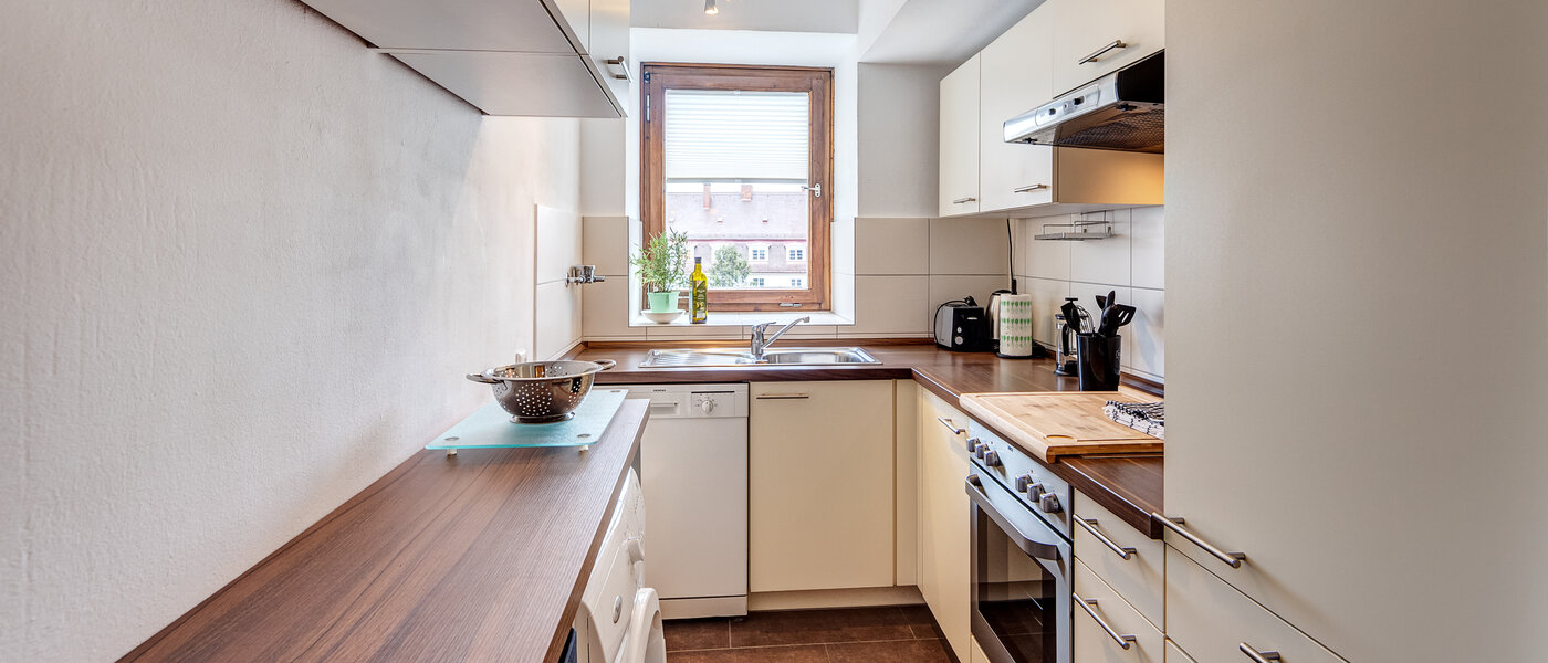 Płaski München Schwabing-West (rund um den Bonner Platz) 03 Kuchnia 13991